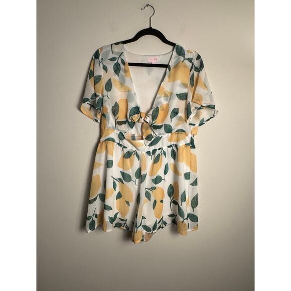 Pink Lily Women’s Lemon Romper size XL cutout front tie with stretch waist NWOT - Picture 2 of 6